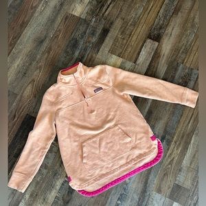 Vineyard vines sweatshirt